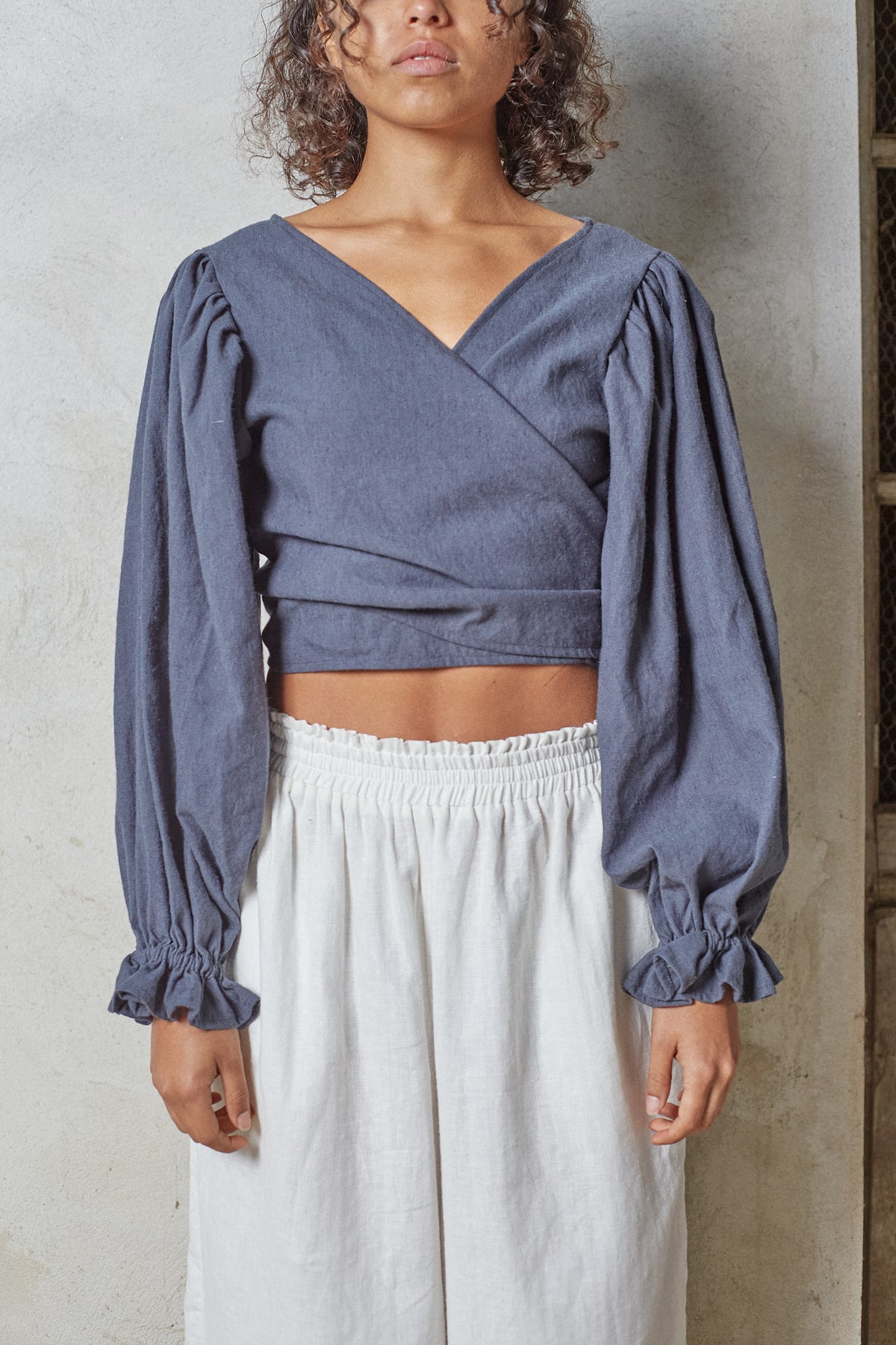 La Blouse Moisson – Navy Cotton Linen [last units]